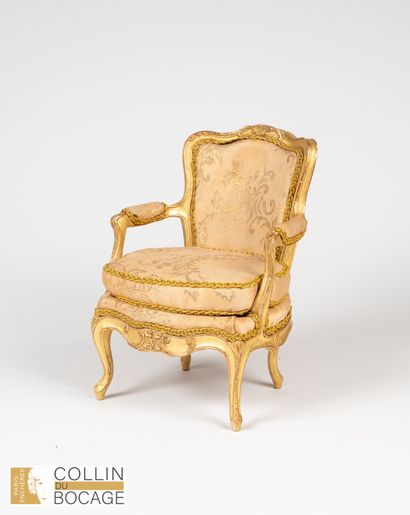 Meuble de maîtrise 
Fauteuil Louis XV
H:...