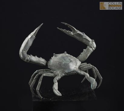 IN THE STYLE OF JAPAN. Crab brandishing its...
