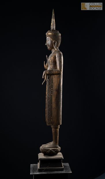 LAOS, deuxième partie du XXème siècle. Bouddha...