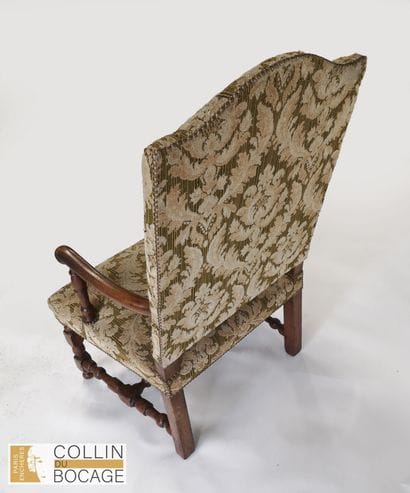 Fauteuil de style Louis XIII
haut : 108 ...