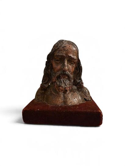 Head of Chist.
Wood. Traces of polychromy.
17th...