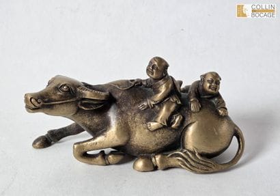 VIETNAM Mule et deux enfants
Bronze