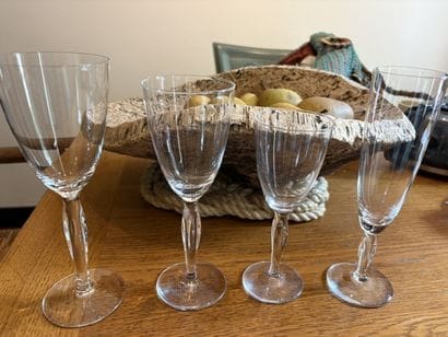 DAUM, Stemware Set , BOLERO model
12 red...