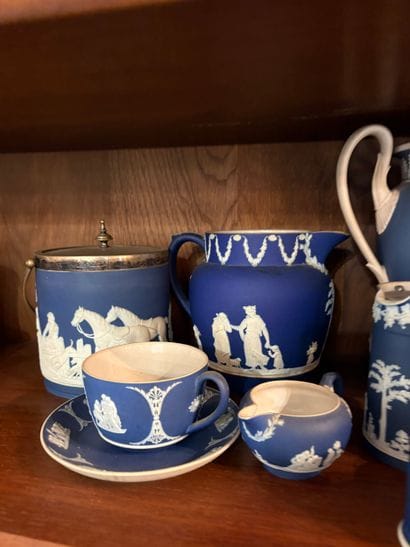 WEDGWOOD Set including an ice bucket, a pitcher,...