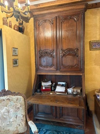 Meuble de boiserie, formant secrétaire à...