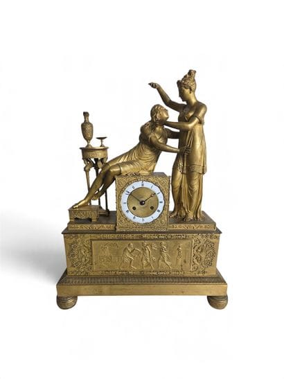 Pendule figurant l’Amour couronné
Bronze...