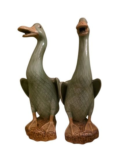 Pair of polychrome porcelain ducks
18th-century...
