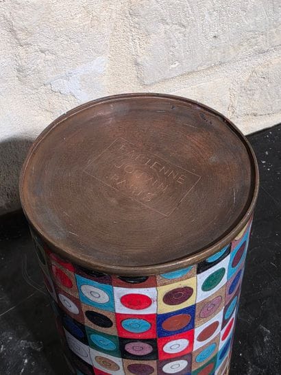Fabienne JOUVIN
Vase cylindrique couvert
Cuivre...