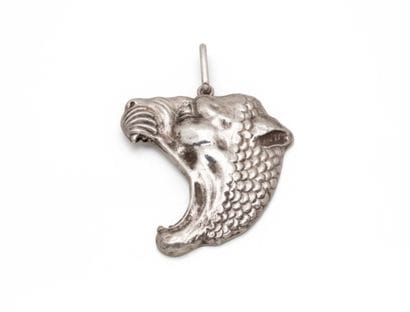 Important pendentif en argent 925 millièmes...