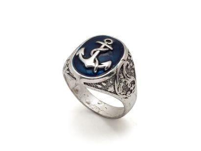 Bague chevalière en acier chirurgical, centrée...