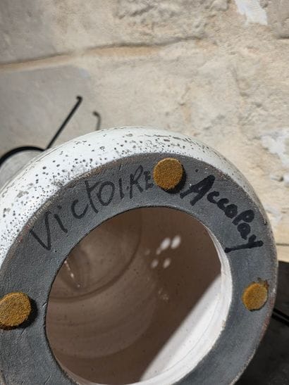 ACCOLAY, attribué à
Vase en céramique monté...