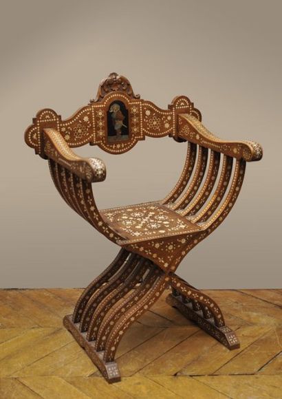 Fauteuil Dagobert en bois naturel teinté...