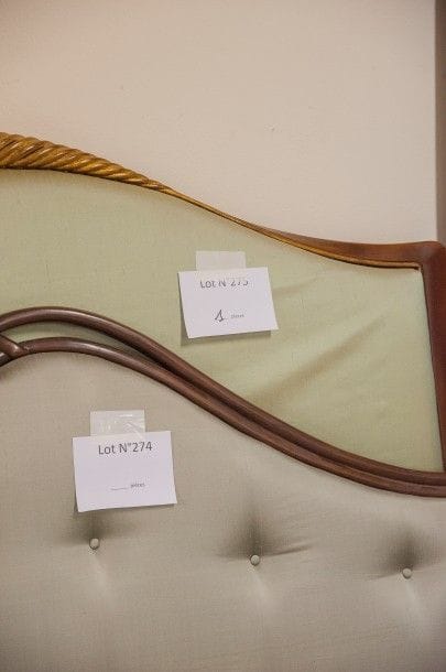 Le nombre de pièces par lot est indiqué sur...
