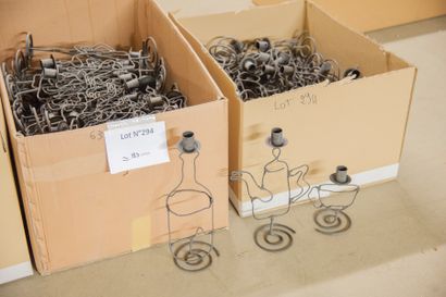Le nombre de pièces par lot est indiqué sur...
