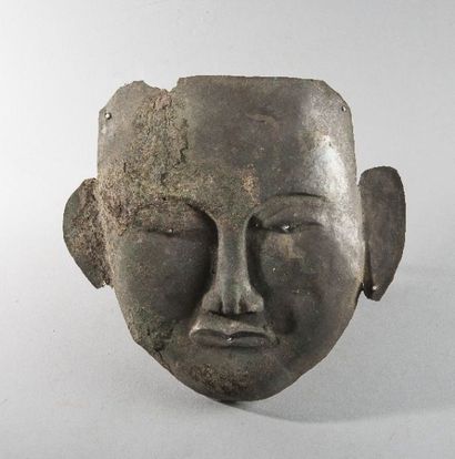 Masque funéraire. Chine, dynastie Liao (907-1125)....