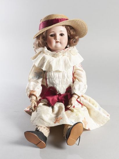 Poupée allemande avec tête en porcelaine,...