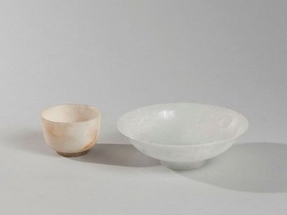 ENSEMBLE composé d'une coupe et d'un bol...