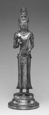 RARE STATUE ACUOYE GUANYIN EN BRONZE DORÉ,...