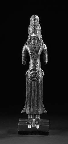 RARE STATUE ACUOYE GUANYIN EN BRONZE DORÉ,...