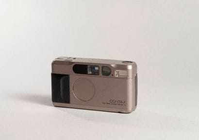 KYOCERA CONTAX
Contax T2 avec sonnar 2,8/38mm...