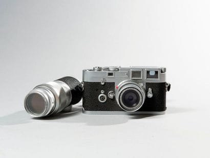 LEICA M3 (manque le levier du retardateur)....
