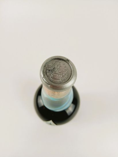 Offered in original carton. Excellent appearance...