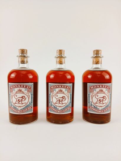 3 bottles of 50 cl Schwarzwald Sloe Gin,...