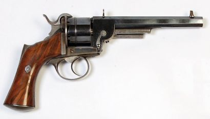 REVOLVER À BROCHE LORON, DOUBLE ACTION, SIX...
