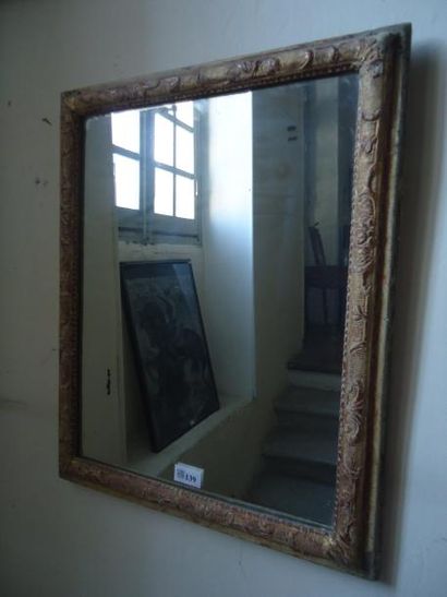 Miroir en bois et stuc doré, baguette be...