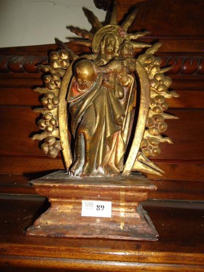 Vierge à l'enfant en bois doré