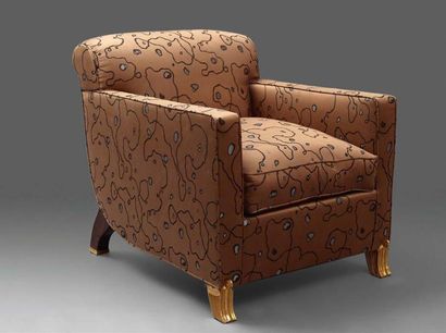 TRAVAIL FRANCAIS (XXe)
Fauteuil bas, sabot...