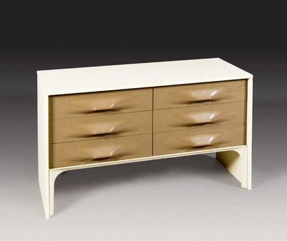 LOEWY Raymond - DOUBINSKY FRERES, vers 1970
Commode...