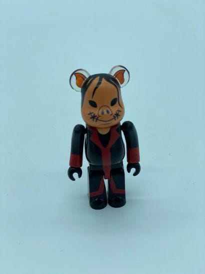 Be@rbrick 

Series 14 – Saw Doll (Horror)...