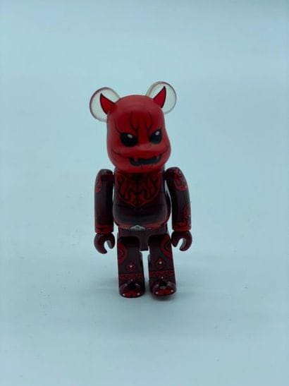 Be@rbrick 

Series 19 – Masked Rider Den...