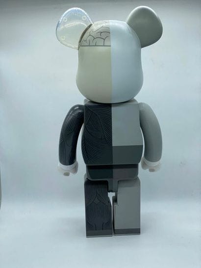 Be@rbrick X KAWS

Dissected Companion (Grey)...