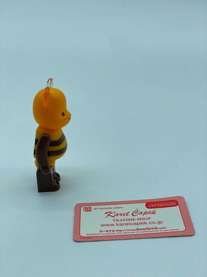 Be@rbrick 

Series 21 – Buzz the Bee by Karel...