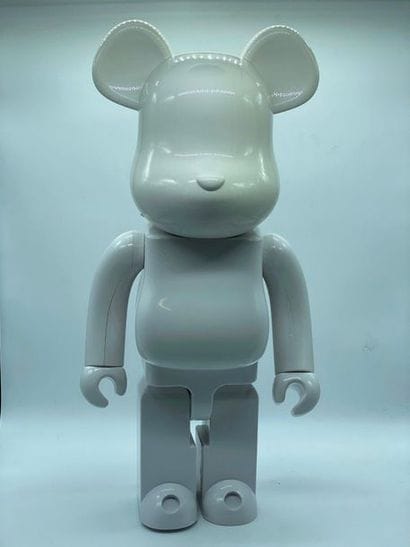 Be@rbrick 

Prototype Blanc 1000%



Figurine...
