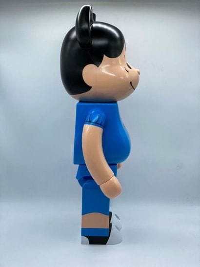 Be@rbrick 

PEANUTS Lucy 1000%, 2016 



Figurine...