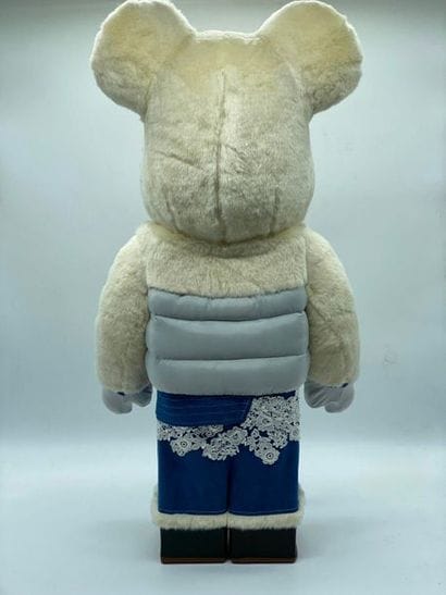 Be@rbrick 

SACAI 1000%, 2017 



Figurine...