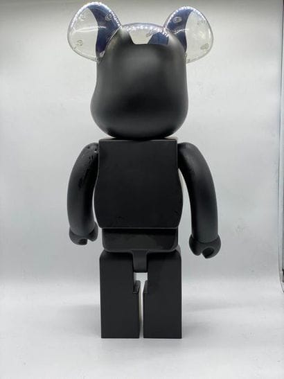 Be@rbrick 

NEIGHBORHOOD N°1 1000%, 2016...