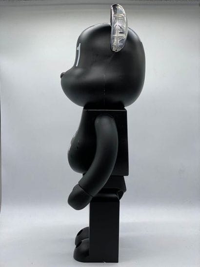 Be@rbrick 

NEIGHBORHOOD N°1 1000%, 2016...