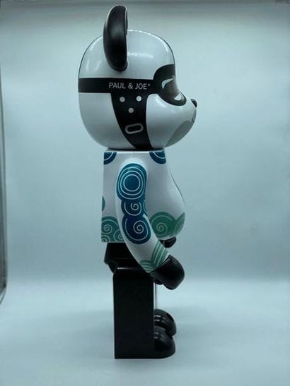 Be@rbrick 

Paul & Joe 1000%, 2009



Figurine...
