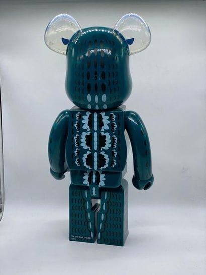 Be@rbrick 

Godzilla 1000%, 2014 



Figurine...