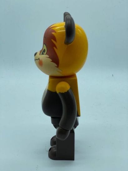 Be@rbrick 

Star Wars Ewok ™ 400%, 2008



Figurine...
