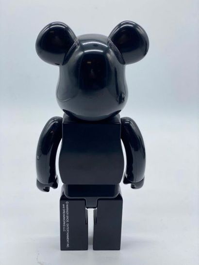 Be@rbrick 

Sweeney Todd (Black) 400%, 2008



Figurine...