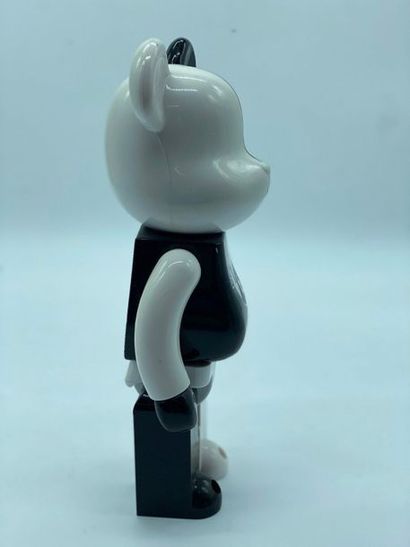 Be@rbrick X Bape 

Project 1/6 (Black and...