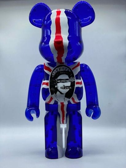Be@rbrick 

Sex Pistols : God Save the Queen...
