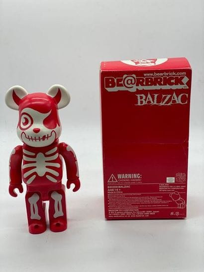 Be@rbrick 

Balzac (Red) 400%, 2003 



Figurine...