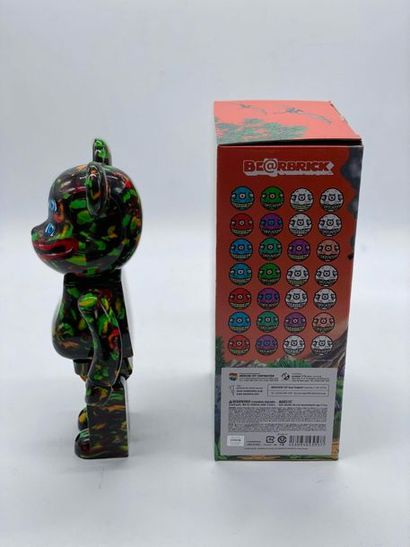 Be@rbrick 

Nagnagnag Yotsume 400%, 2016



Figurine...