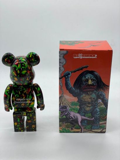 Be@rbrick 

Nagnagnag Yotsume 400%, 2016



Figurine...